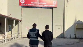 'Kötü niyetli dolandırıcı, 'Adınıza kredi çekildi' diyerek 6 bileziği ve altınları alıp ortadan kayboldu'