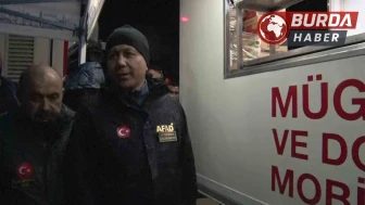 İçişleri Bakanı Yerlikaya Sındırgı'da Depremzedelerle Buluştu