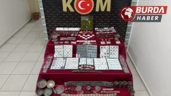 20 milyonluk Osmanlı mirası, kaçakçıların elinden kurtarıldı.