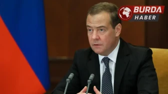 Dmitry Medvedev'den ABD Başkanı Trump'a "geveze barış elçisi"