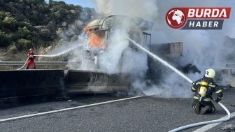 Muğla-Aydın Karayolunda Kaza Yapan Tır Yangında Kül Oldu