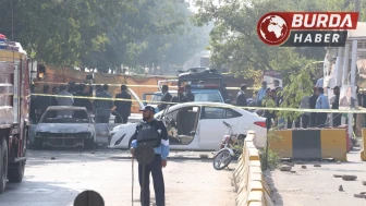 Pakistan'da Yüksek Mahkeme Önünde Patlama: 12 Ölü, 27 Yaralı!