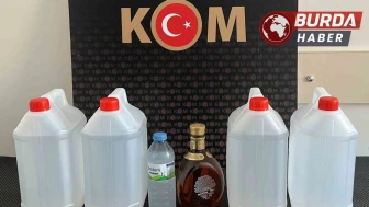 Kırşehir'de Yılbaşı Öncesi 20 Litre Etil Alkol Ele Geçirildi