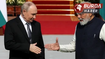 Rusya Devlet Başkanı Putin Hindistan'da Resmi Törenle Karşılandı