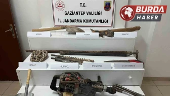 Gaziantep'te Define Kazısı Yapan 4 Şahıs Suçüstü Yakalandı