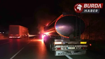 Adana'da Yağ Yüklü Tankerde Çıkan Yangın Ormanlık Alana Sıçradı