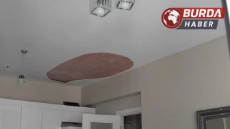 İstanbul'da ütü yapan kadının başına bir anda tavan düştü.