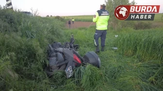 Motosikletle 125 metre sürüklenen genç adam hayatını kaybetti.