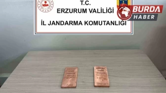 Jandarma ekipleri Erzurum’da 2 kilo sahte külçe altın ele geçirdi.