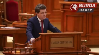 Romanya’nın yeni Cumhurbaşkanı Nicusor Dan görevine başladı.