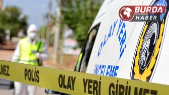 165 kiloya ulaşan kişinin cesedi evden vinçle çıkarıldı.