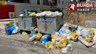 Buca’da maaş krizi: İşçiler parasız, sokaklar çöp dolu