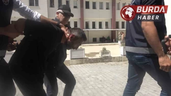 Yalova’da alkol alırken tartıştığı arkadaşını öldüren zanlı adliyede