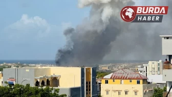 Uganda ordusuna ait helikopter Mogadişu’da düştü.