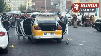 Boşanma aşamasındaki şahıs eşini öldürdü sonra intihar etti.