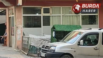 Bağcılar’da bir kahvehane uzun namlulu silahlarla tarandı.