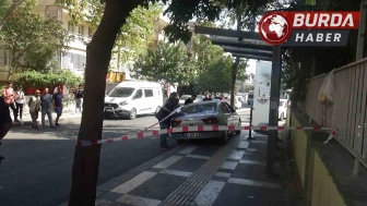 Şanlıurfa’da otomobil durakta bekleyenlere çarptı: 1 öğrenci öldü