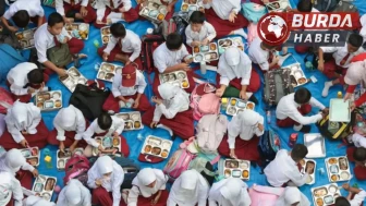 Endonezya’da okul yemeklerinden zehirlenenlerin sayısı 6 bini geçti.