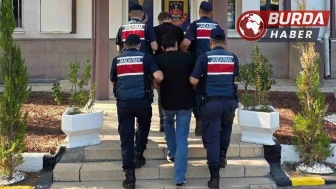 Kırıkkale’de cezaevi firarileri ticari takside yakalandı.