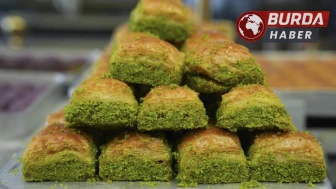 Ankara’daki iki baklava devinde gıda boyası tespit edildi.