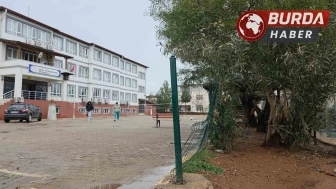 Hatay'da Okul Bahçesinde 17 Yaşındaki Çocuğun Cansız Bedeni Bulundu