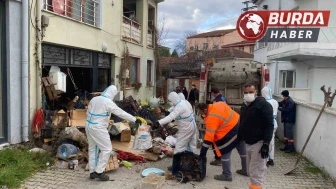 Nilüfer Belediyesi, Çöp Dolu Evden 9 Kamyon Atık Çıkardı