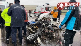 Adıyaman'da Otobüs ve Otomobil Çarpıştı: 3 Ölü, 1 Yaralı