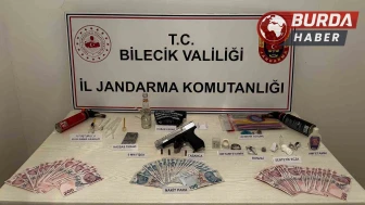 Bilecik'te Jandarma Operasyonunda Uyuşturucu ve Silahlar Ele Geçirildi