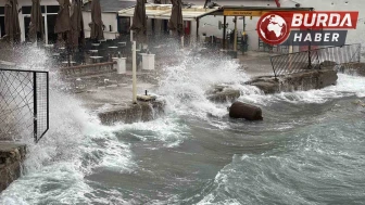 Bodrum’da Rüzgar 80 Km Hıza Ulaştı : Feribot Seferleri İptal Edildi