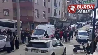 Gebze'de Servis Aracının Çarptığı İlkokul Öğrencisi Hayatını Kaybetti