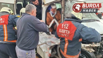 Adıyaman'da Tır ile Minibüs Çarpıştı, 7 Kişi Yaralandı