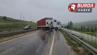 Ankara’da tır ile minibüs çarpıştı: 11 kişi yaralandı