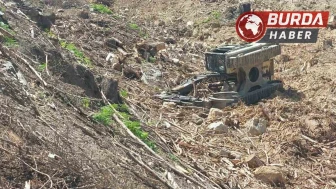 Antalya'da iş makinesinin altında kalan operatör hayatını kaybetti