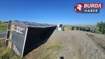 Batman’da kamyon ile otomobil çarpıştı: 3 kişi yaralandı