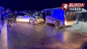 Gaziantep’te 2 araç çarpıştı: 1 ölü, 12 yaralı