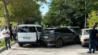 Elazığ'da meydana gelen zincirleme kazada 8 kişi yaralandı!