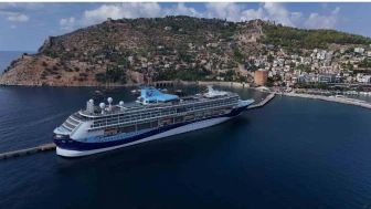 Alanya'ya 9 ay içerisinde 8 farklı kruvaziyer gemisiyle 10 bin 476 turist ziyaretçi ağırlandı.