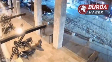 Balıkesir Sındırgı'da 6.1 Büyüklüğündeki Deprem Kameralara Yansıdı