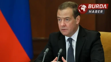 Dmitry Medvedev'den ABD Başkanı Trump'a "geveze barış elçisi"