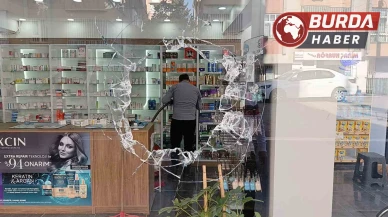 Şanlıurfa'da Gece Saatlerinde Bir Eczaneye Silahlı Saldırı Düzenlendi