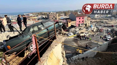 Trabzon Belediye Kamyoneti Yokuşta Kontrolden Çıktı