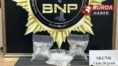 Bayburt'ta Valize Gizlenmiş 1 Kilo 20 Gram Skunk Yakalandı