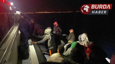 İzmir Açıklarında Sahil Güvenlik Operasyonunda 23 Göçmen Yakalandı