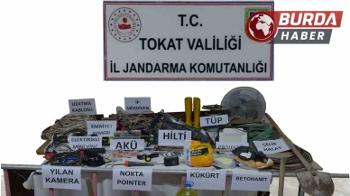 Jandarma Tokat'ta Kaçak Kazı Yapan 3 Şüpheliyi Suçüstü Yakaladı
