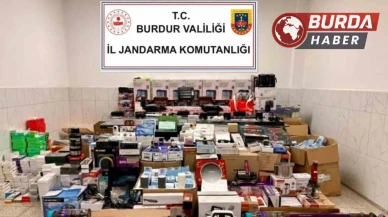 Burdur'da Operasyonda 1,3 Milyon Liralık Kaçak Ürün Ele Geçirildi