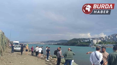 Trabzon’da denize giren 2 çocuk boğularak hayatını kaybetti.