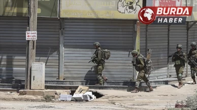 İsrailli yerleşimciler Batı Şeria’da İsrail üssüne saldırdı.