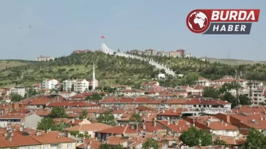 Polatlı’da öğrenci taşıyan otobüs alev alev yandı.