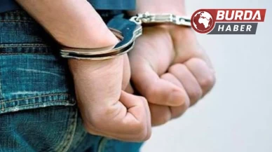 Korna çalan şahsa trafikte baltayla saldıran şüpheliler tutuklandı.