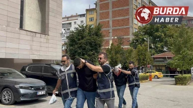 Eskişehir’de ambulansı kovalayan baba-oğul tutuklandı.